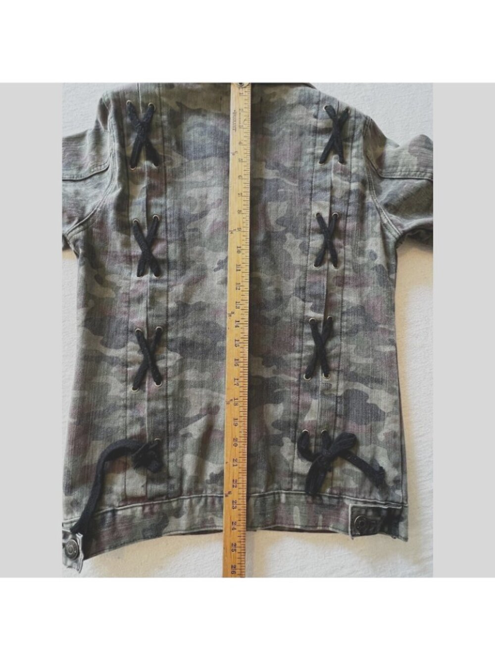 Thrill Womens Jean Jacket Green Camo Med Denim Buttons Ties Cotton Hip Length - Picture 3 of 9